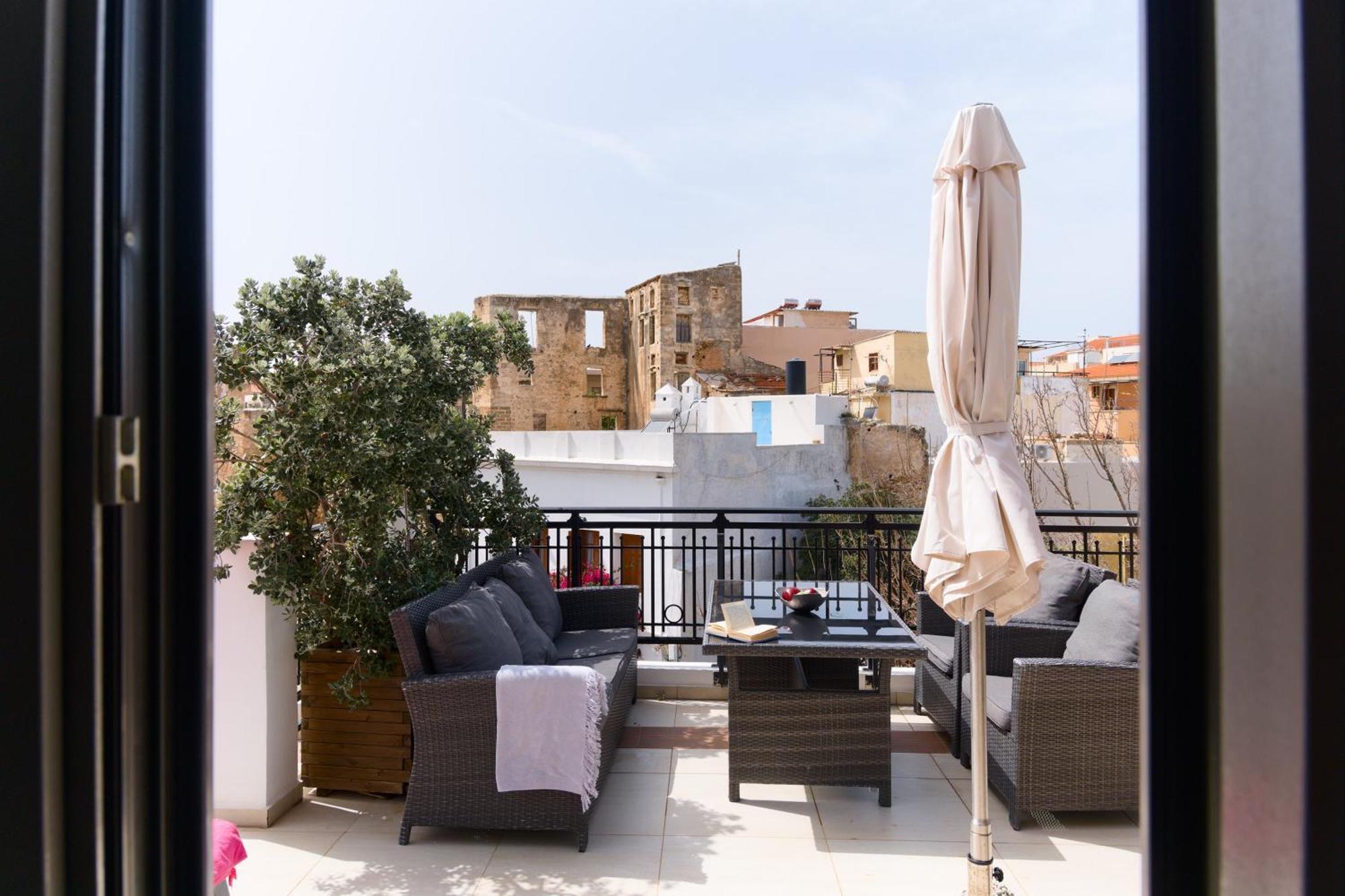 Nival Luxury Suites La Canea Esterno foto
