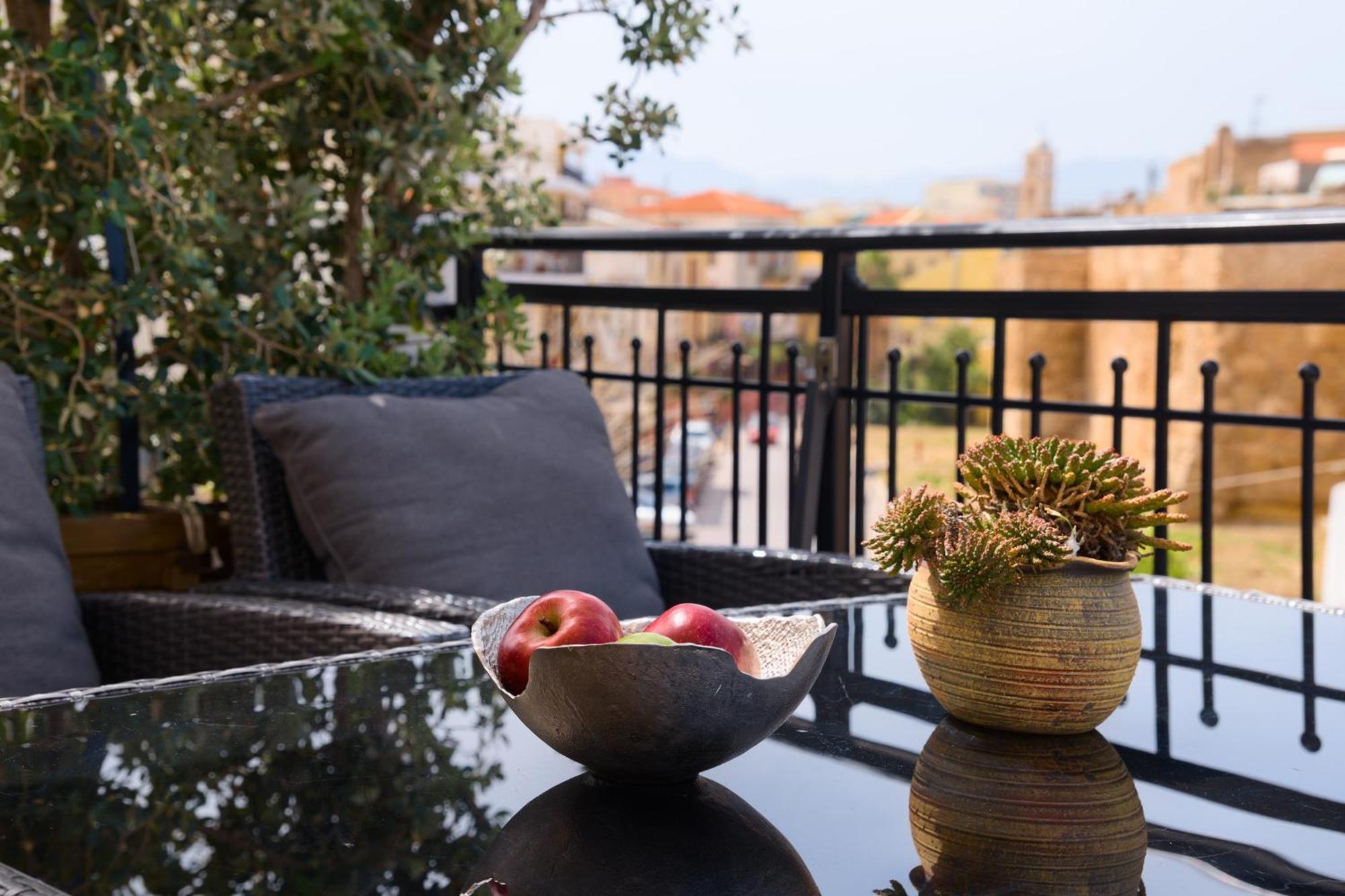 Nival Luxury Suites La Canea Esterno foto
