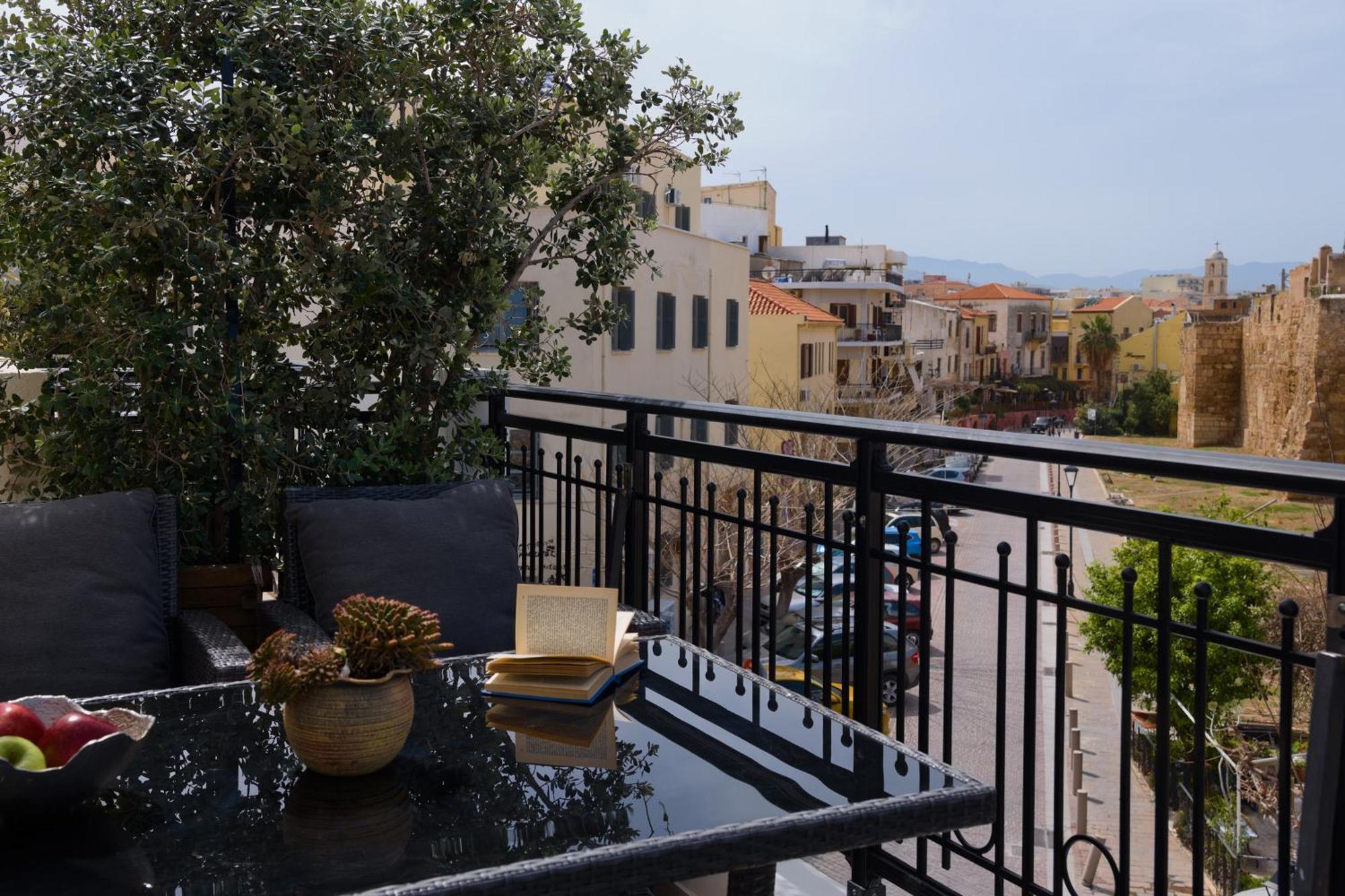 Nival Luxury Suites La Canea Esterno foto