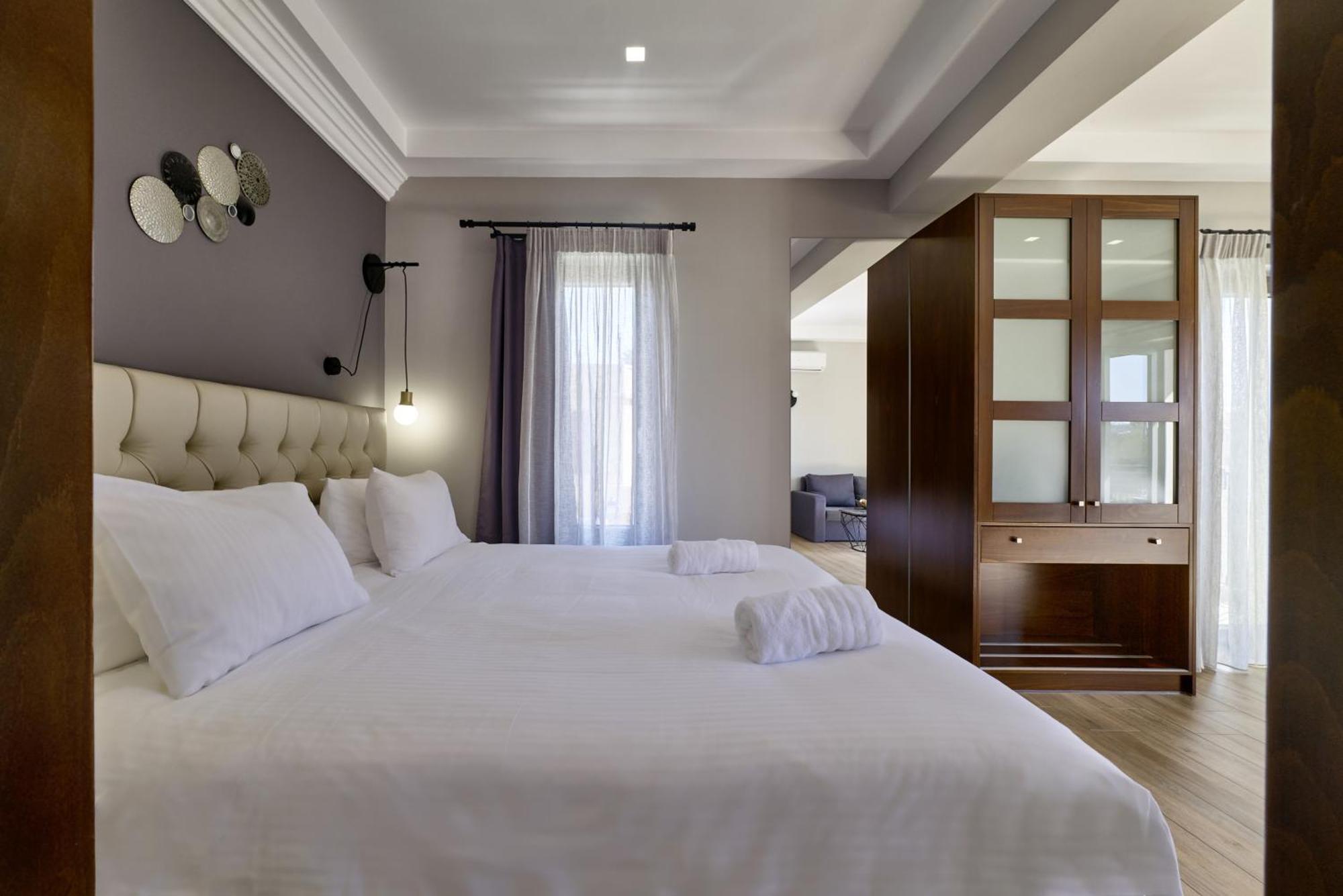 Nival Luxury Suites La Canea Esterno foto