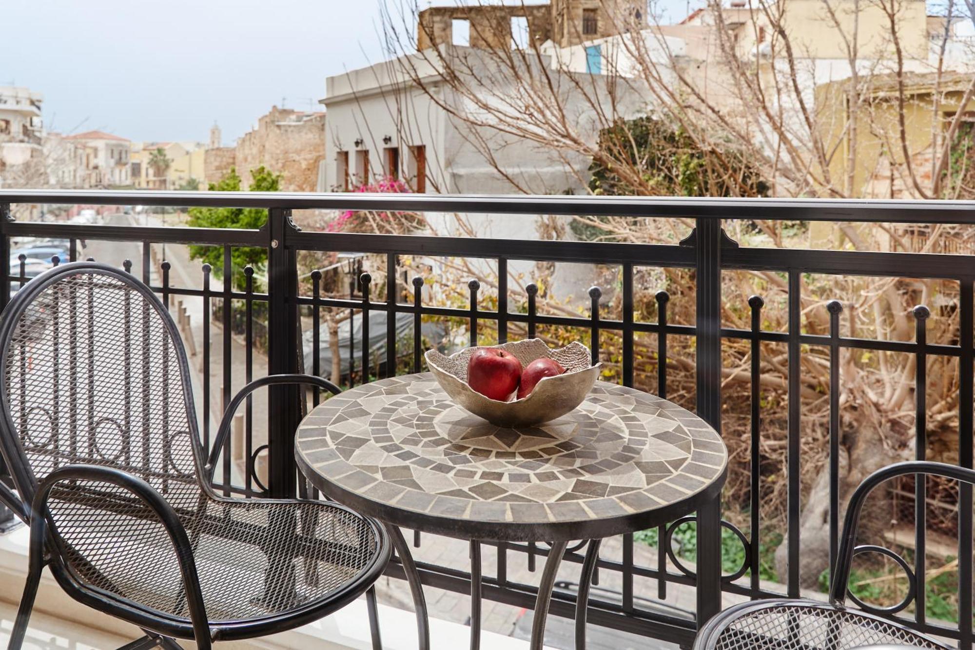 Nival Luxury Suites La Canea Esterno foto