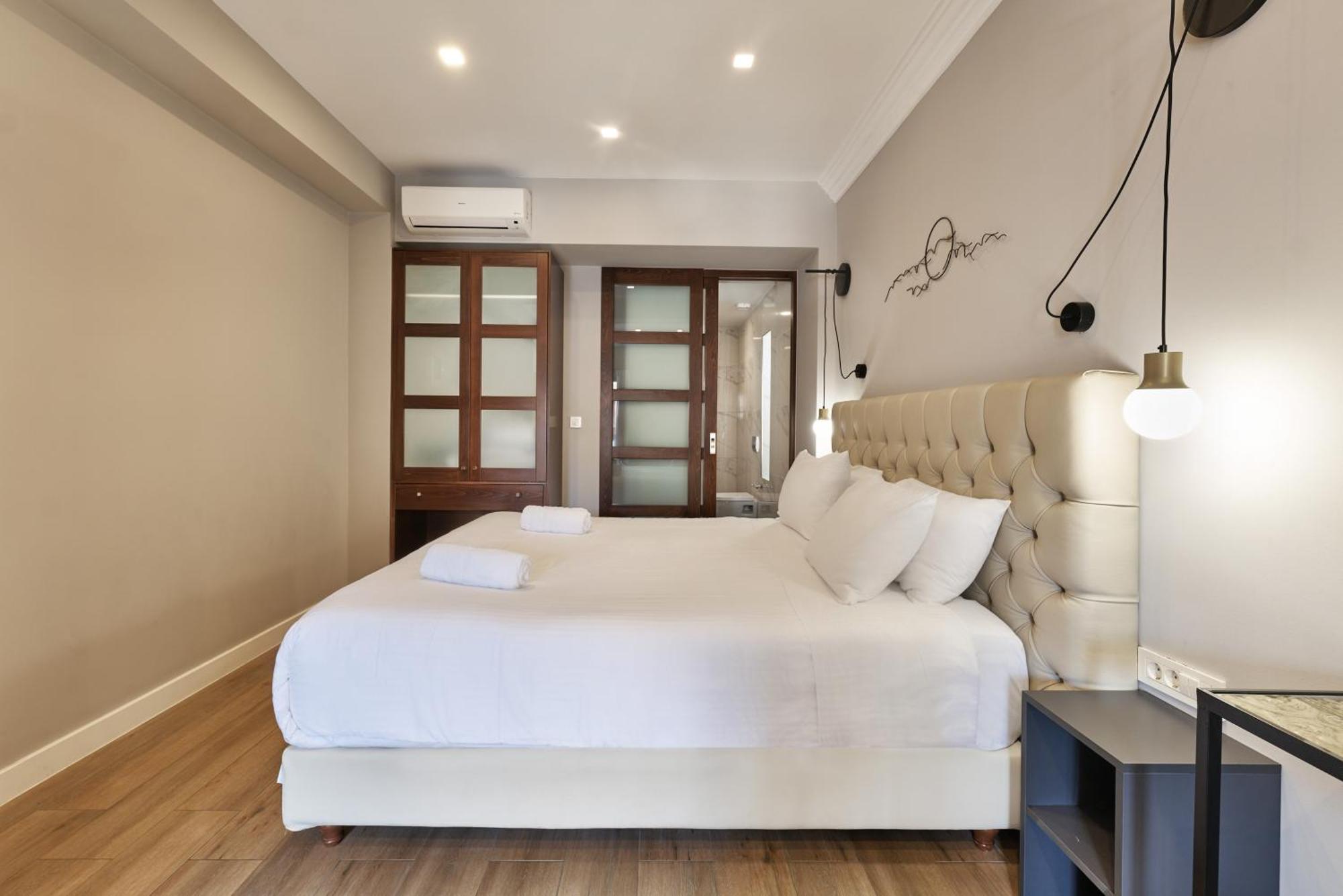 Nival Luxury Suites La Canea Esterno foto
